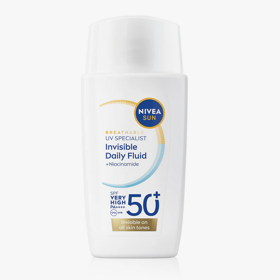 SUN Invisible Daily Fluid lehký ochranný fluid SPF 50+, 260 Kč
SUN Invisible Daily Fluid lehký ochranný fluid SPF 50+, 260 Kč
