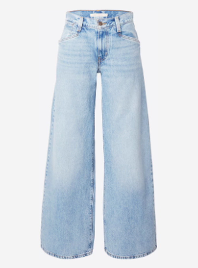 LEVI'S 1299 Kč
LEVI'S 1299 Kč