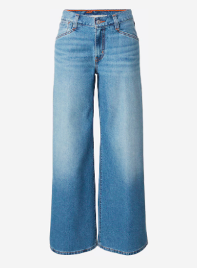 LEVI'S 1299 Kč
LEVI'S 1299 Kč
