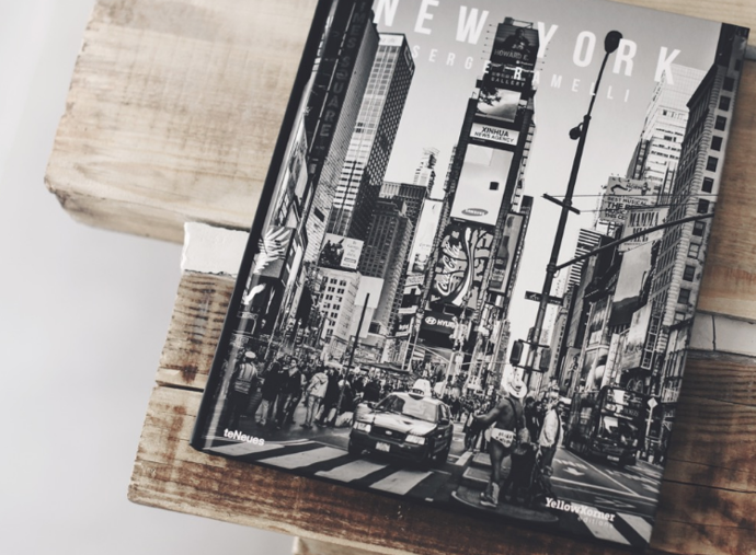 Když není na letenky? Dopřejte si výlet díky knize:
Obrazová kniha New York, prodává BookTherapy, cena na dotaz
