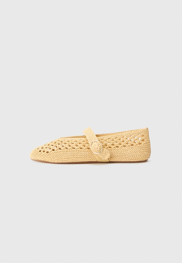 Steve Madden, 3120 Kč
Steve Madden, 3120 Kč