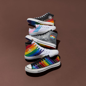 Converse Pride, od 1990 Kč
Converse Pride, od 1990 Kč