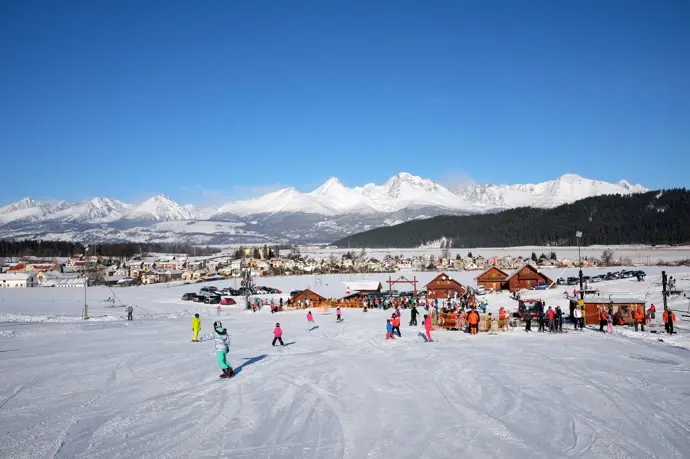 V nabídce hotelu Lučivná najdete také varianty s dvoudenními skipasy do Snowparku Lučivná v ceně.
V nabídce hotelu Lučivná najdete také varianty s dvoudenními skipasy do Snowparku Lučivná v ceně.