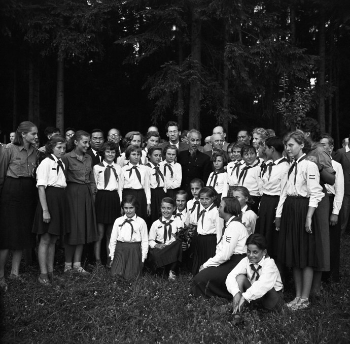 Pionýři na táboře - další ukázka uniformity
Pionýři na táboře - další ukázka uniformity