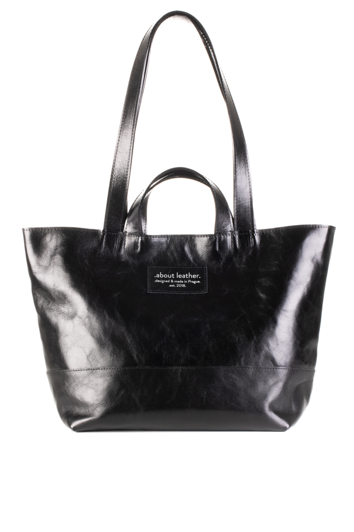 .about leather., 8500 Kč
