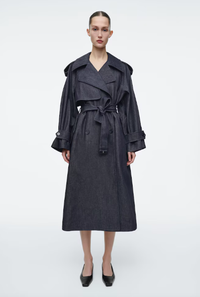 Trenčkot, COS, 195 eur
