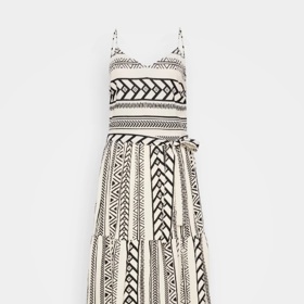 Maxi šaty na ramínka, Vero Moda, 540 Kč
