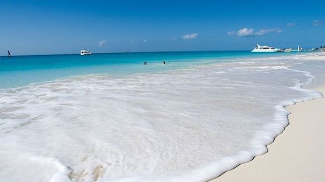 Barbados, Filipíny a Havaj. Toto je 5 nejkrásnějších pláží světa