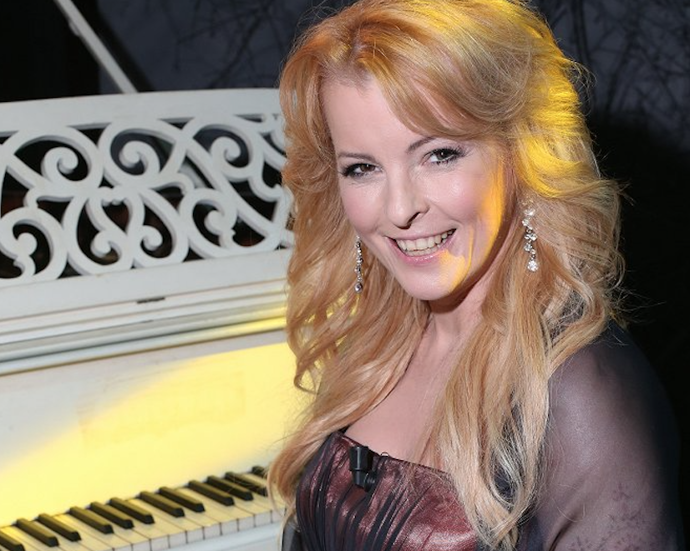 Zpěvačka Iveta Bartošová Zpěvačka Iveta Bartošová