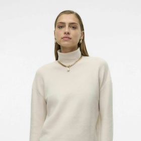 Hebký rolák, Vero Moda, 487 Kč

