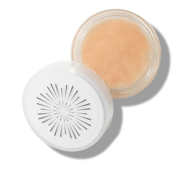 Z DENÍKU KOSMETICKÉ REDAKTORKY: Must-have pleťové produkty! Z DENÍKU KOSMETICKÉ REDAKTORKY: Must-have pleťové produkty!