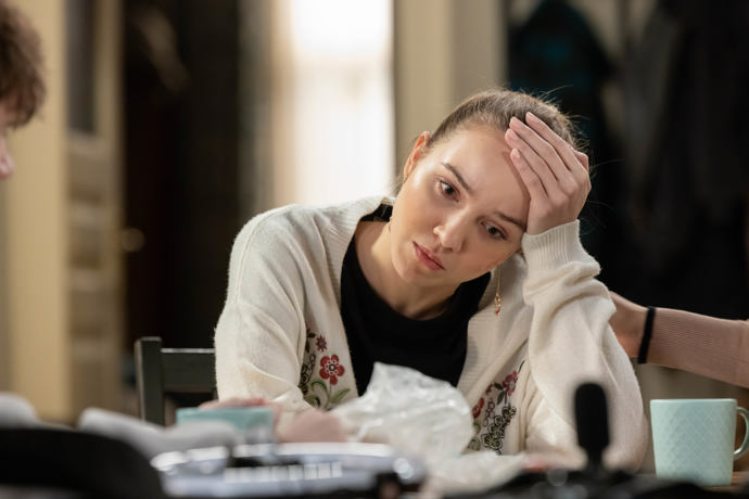 Nekonečný seriál Ulice sleduje dramatické osudy několika rodin žijících v sousedství

