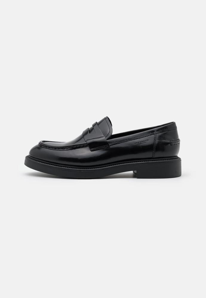 Vagabond, 3500 Kč, zalando.cz
Vagabond, 3500 Kč, zalando.cz