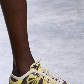 Barevné skinny sneakers od Dries Van Noten
