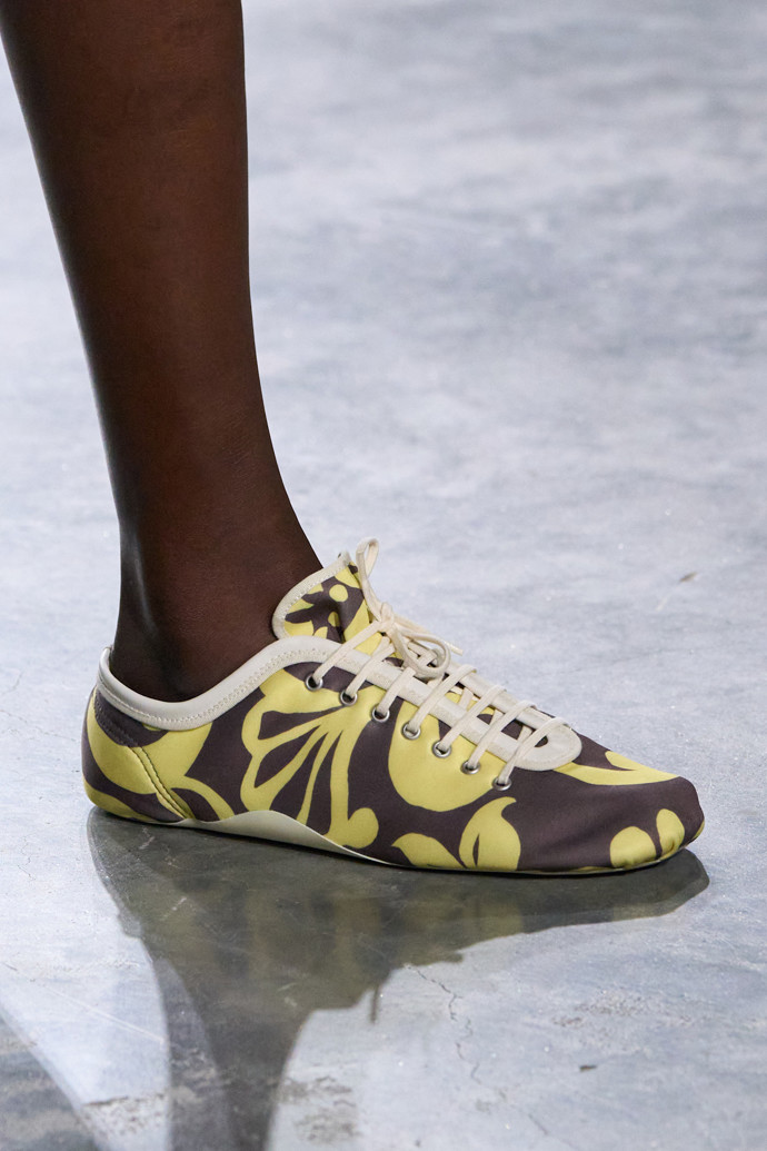 Barevné skinny sneakers od Dries Van Noten
