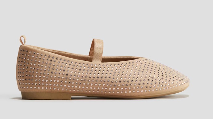 Zdobené balerínky, H&M, 479 Kč
