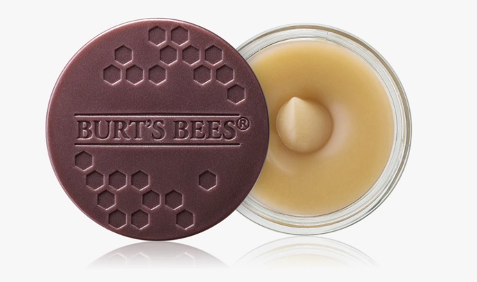 Peeling na rty s vyživujícím účinkem, Burt’s Bees, 157 Kč
