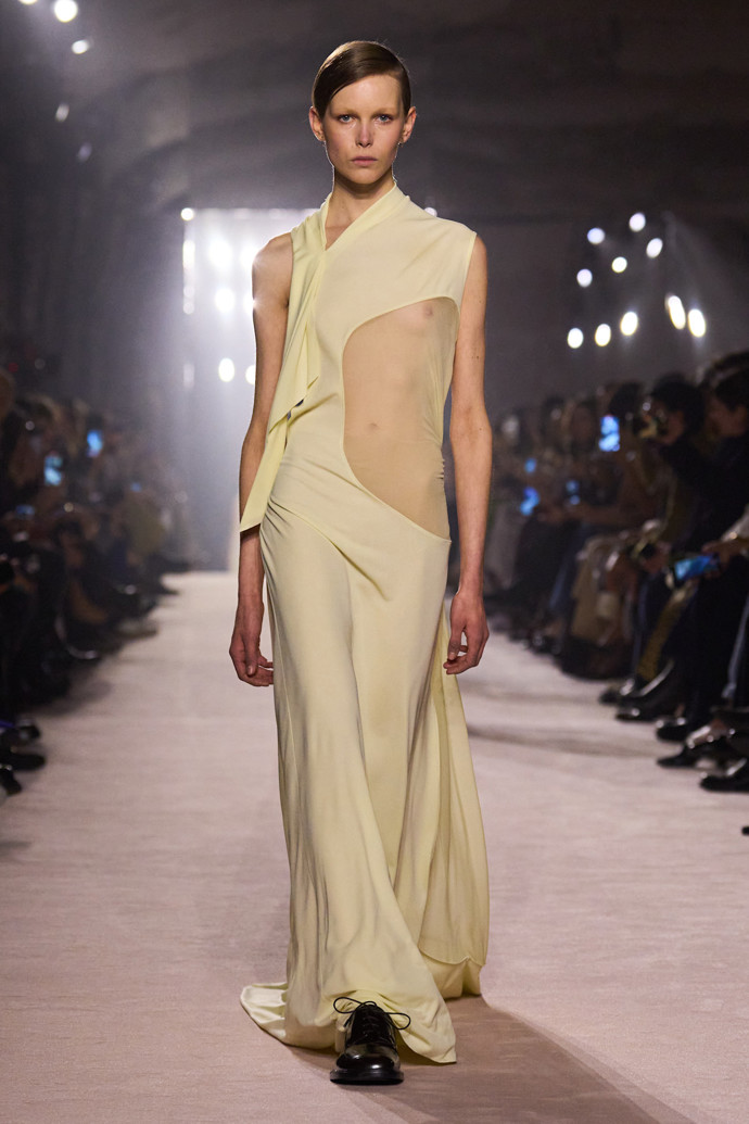 Victoria Beckham podzim/zima 2025-2026
