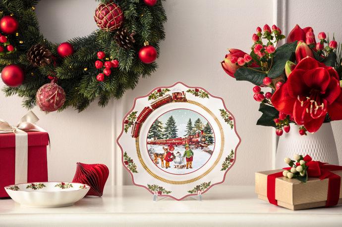 Villeroy & Boch, Dezertní talíř Annual Christmas Edition 2025, Potten & Pannen - Staněk, 835 Kč
