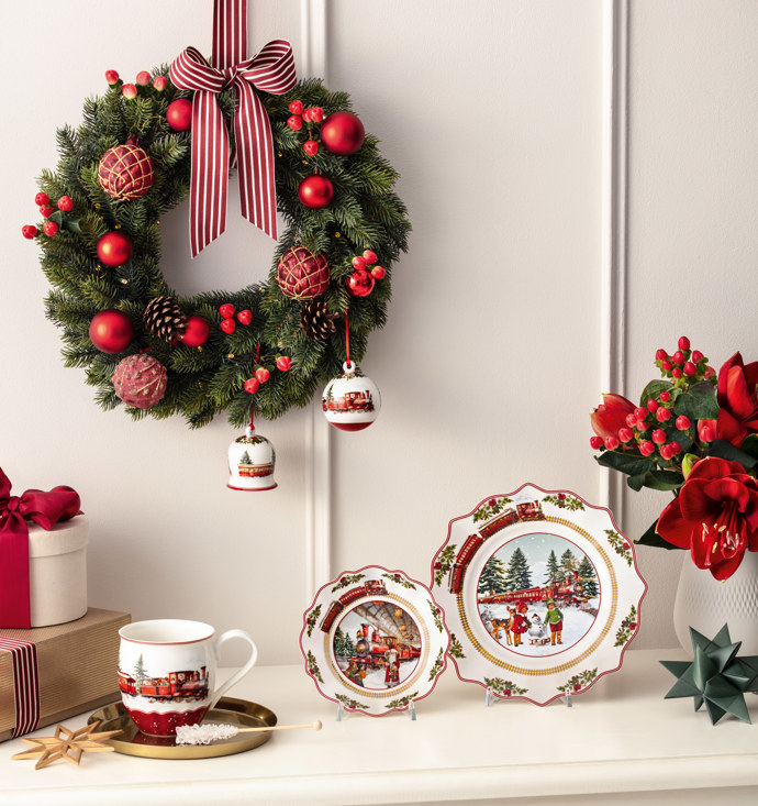 Villeroy & Boch, Hrnek Annual Christmas Edition 2025, 0,38 l, Potten & Pannen - Staněk, 835 Kč
