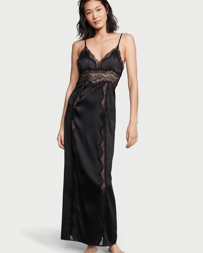 Šaty, Victoria's Secret, 3050 Kč
