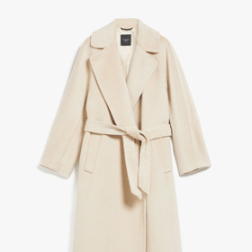 Weekend Max Mara, 20 400 Kč
