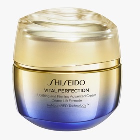 Intenzivně zpevňující denní a noční krém, Shiseido, 2 830 Kč
Intenzivně zpevňující denní a noční krém, Shiseido, 2 830 Kč