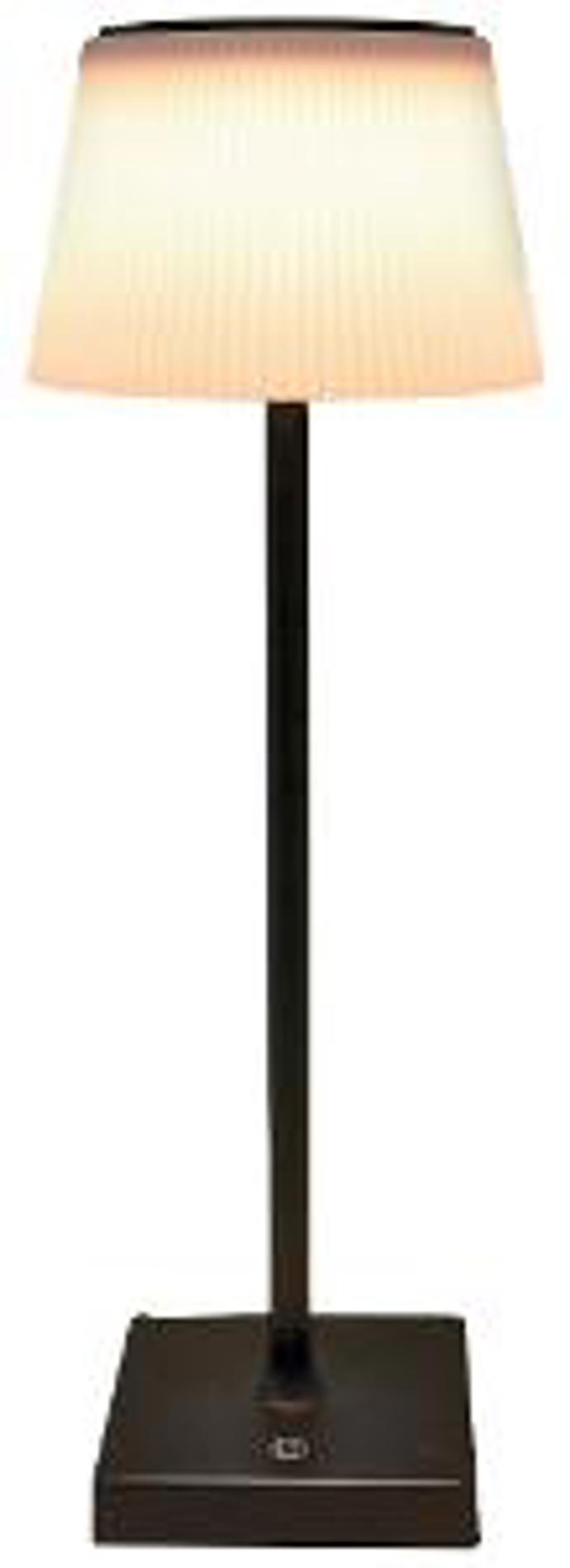 Solární lampa, XXX Lutz, 999 Kč
Solární lampa, XXX Lutz, 999 Kč