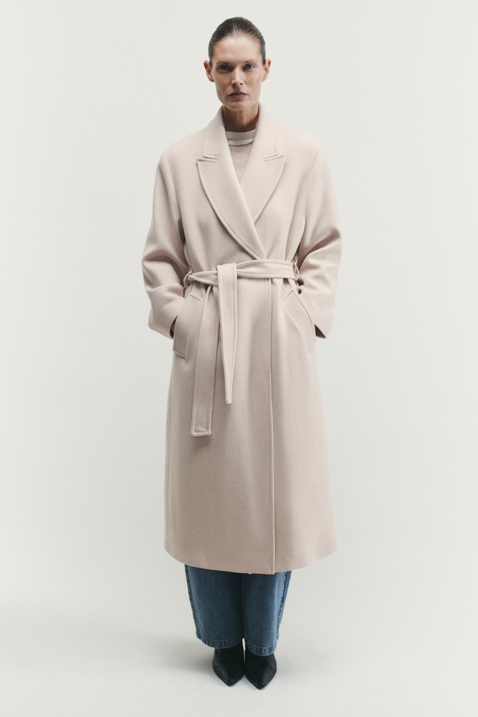 Kabát, Zara, 3799 Kč
Kabát, Zara, 3799 Kč