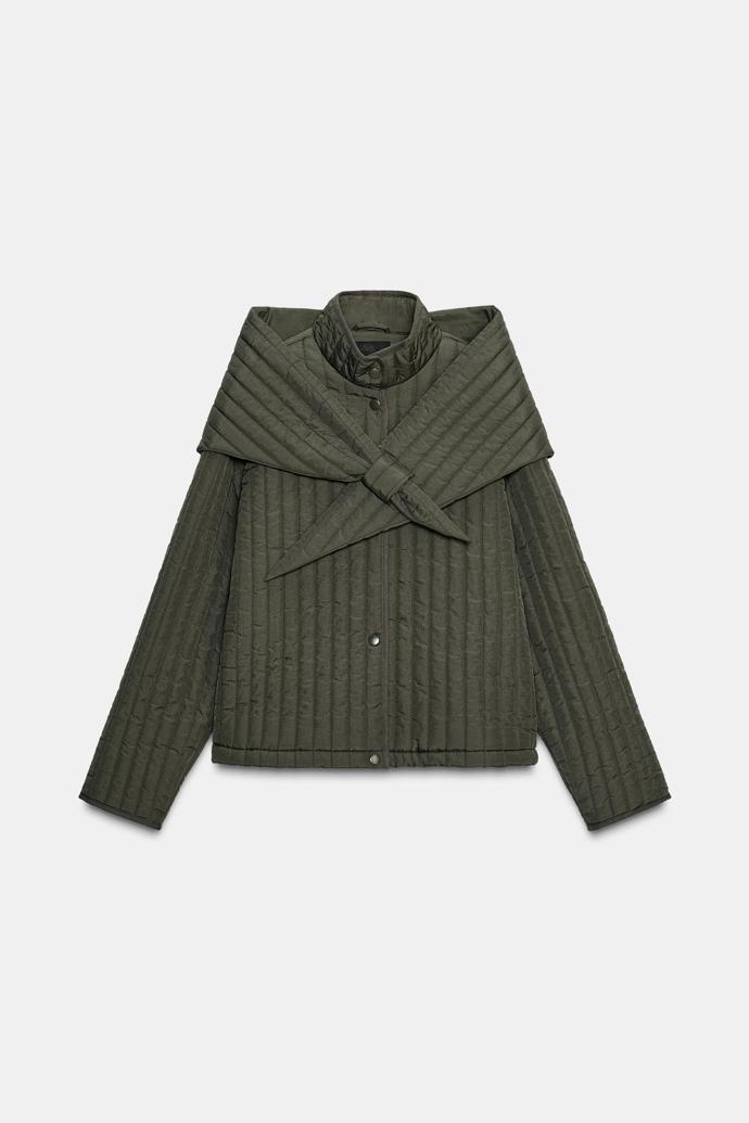 Zara, 999 Kč
Zara, 999 Kč