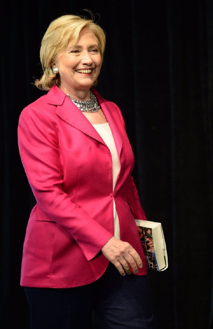 Hillary Clinton se setkala s Petrem Macinkou. 