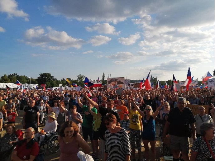 Letná se zaplnila.