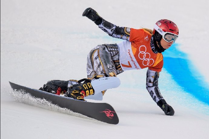 Ester Ledecká je jedna z našich nejpopulárnějších sportovkyň.
