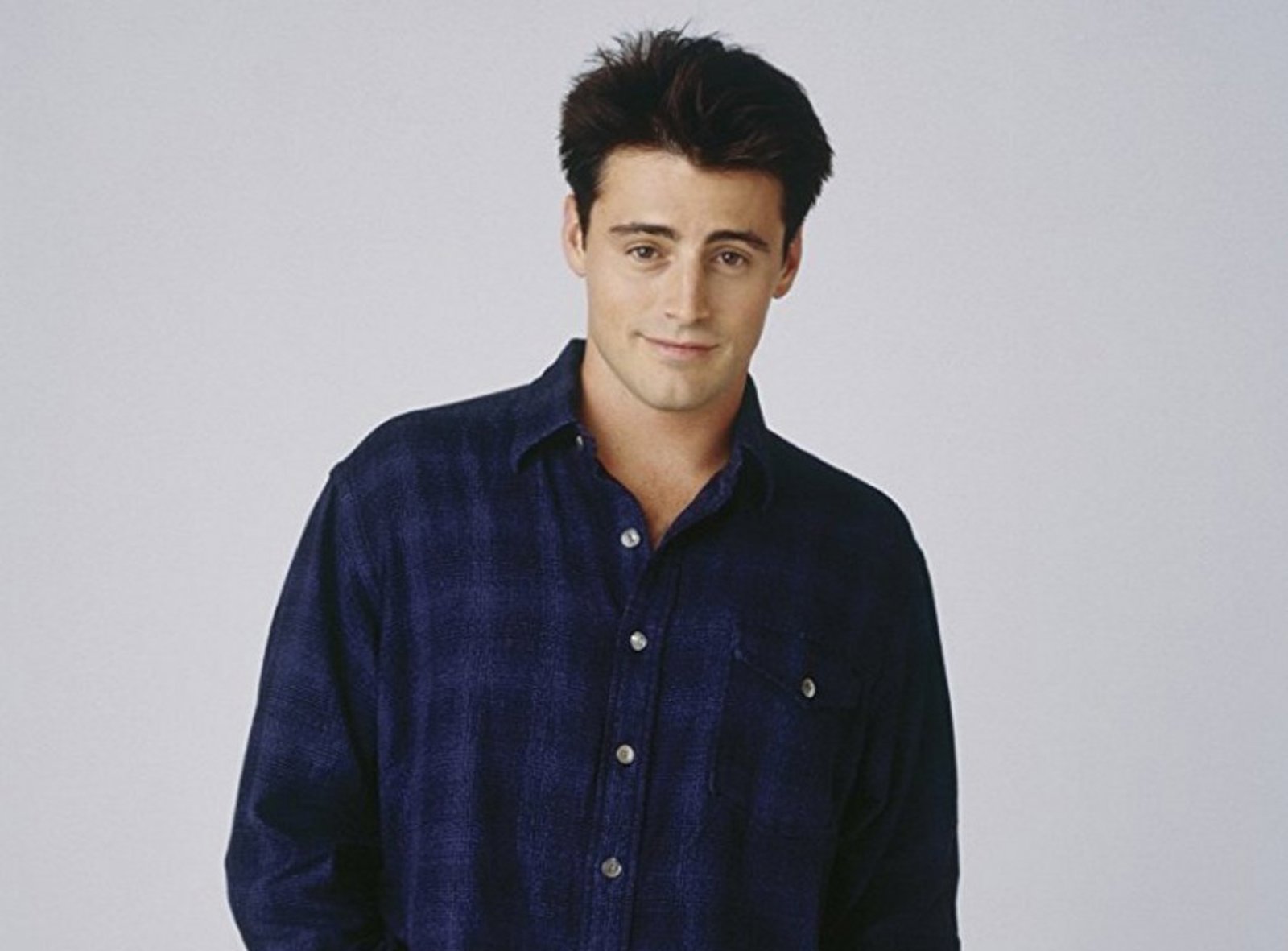 Galerie: KVÍZ: Matt LeBlanc slaví 58. Joey z Přátel děsí vzhledem. Jak ...