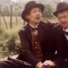 S dalším hereckým velikánem Josefem Kemrem.