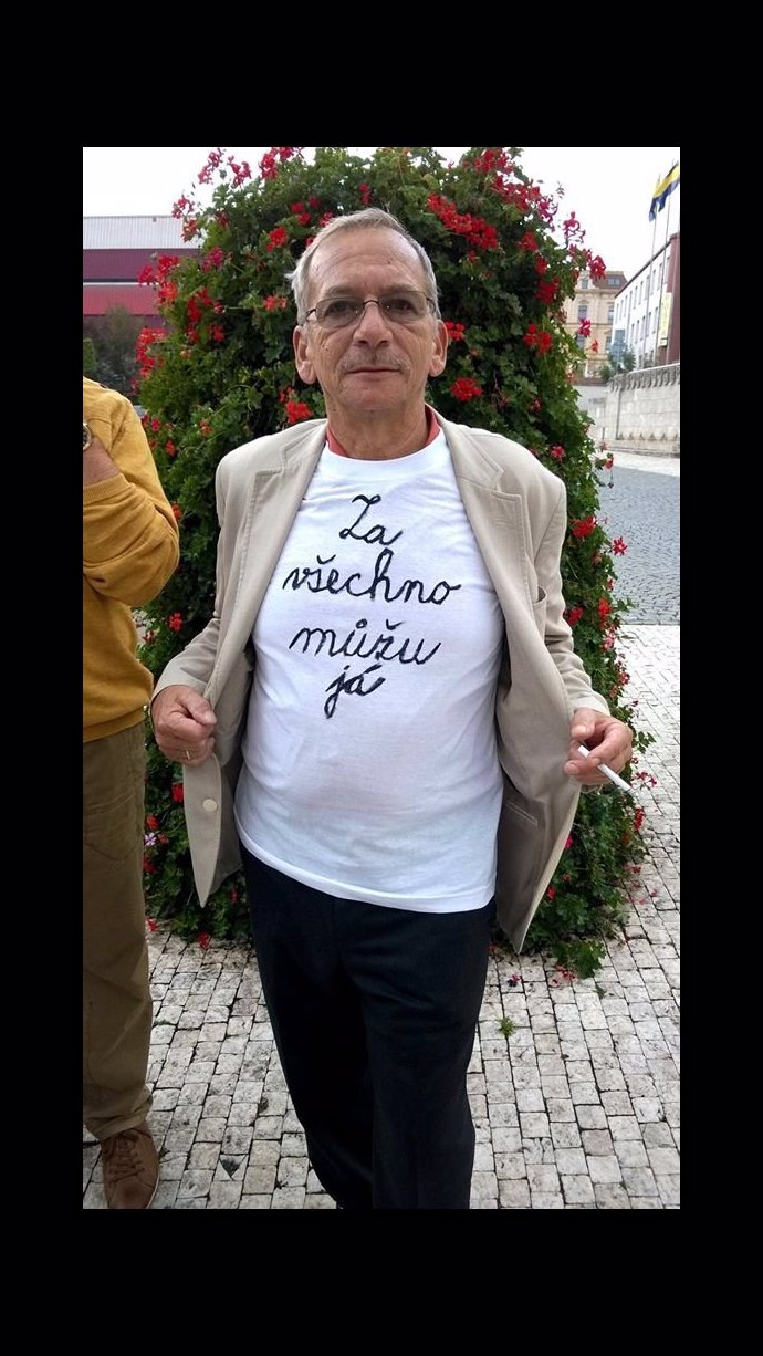 Bylo mu 72 let.
