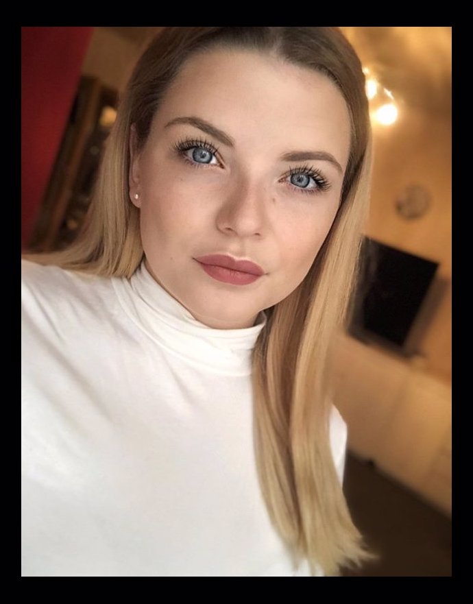 Berenika je po otci herečkou.