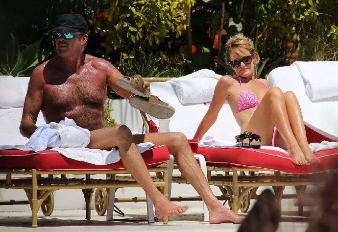 V 90. letech to byl idol mnohých žen.