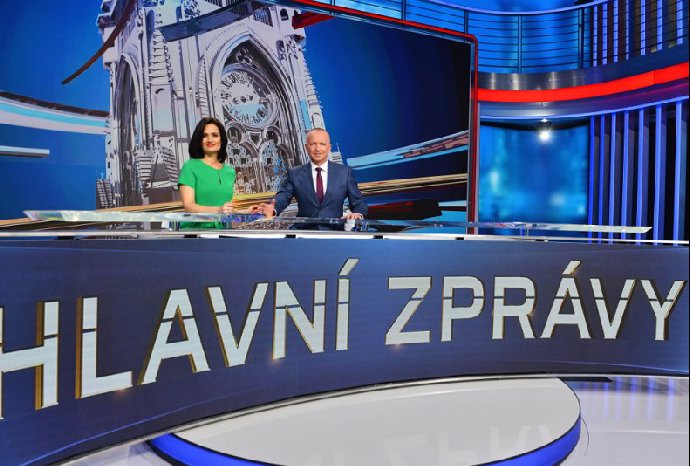 Moderátoři tráví hodně společného času.