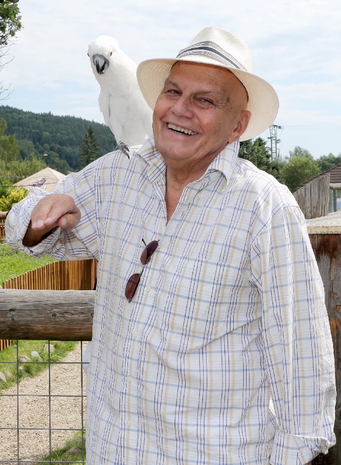 Jan Přeučil se zatím nestihl zaregistrovat.