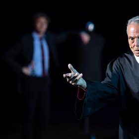 Dieter Laser zemřel za záhadných okolností.