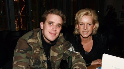 FOTO: Hana Krampolová s nevlastním synem Jiřího Krampola Martinem (2007).