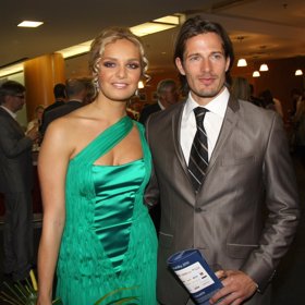 Po rozchodu s Milanem Richterem se po jejím boku začal objevovat americký model Lane Carlson.