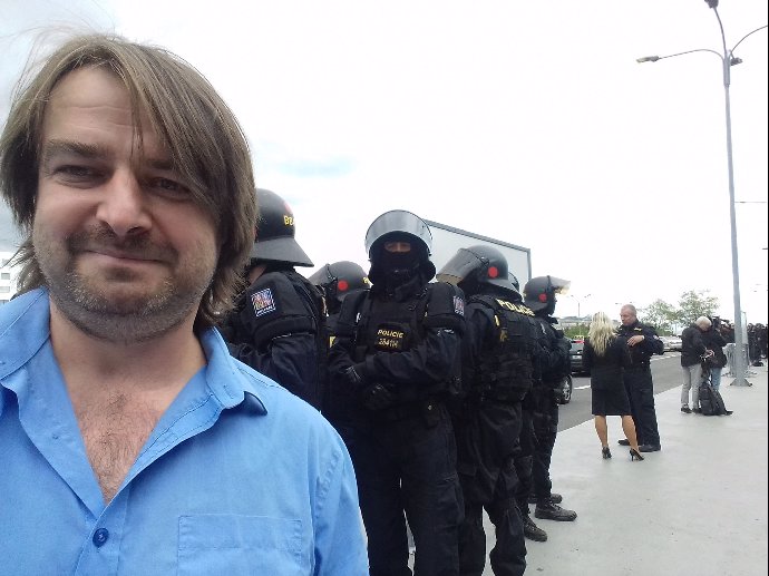 Zdeněk pořád někoho zachraňuje