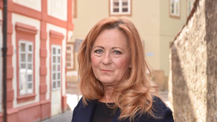 Simona Stašová je oblíbená česká herečka.