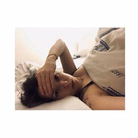 Na sítích moc aktivní není, ale také se není čemu divit.