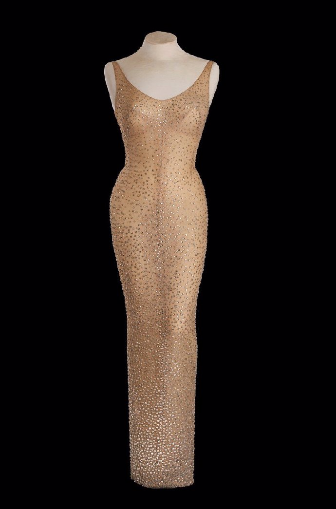 Šaty Marilyn Monroe.