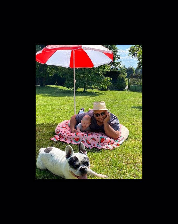 Patrik se svým synkem Oliverem.