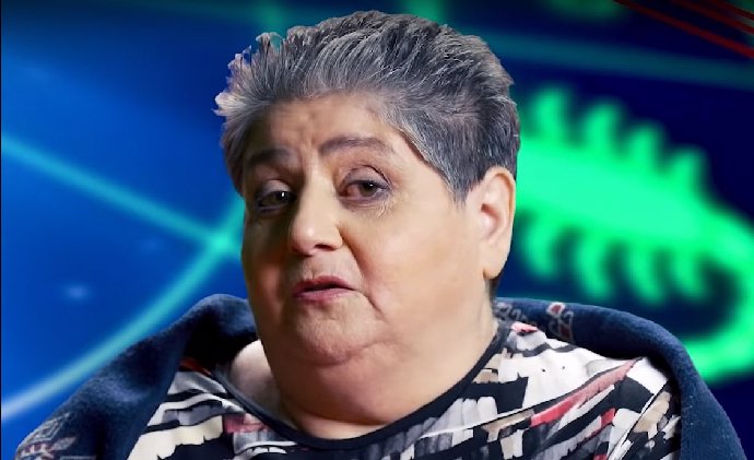 Asi nejznámější česká kartářka a věštkyně Jolanda se proslavila díky svým vtipným hláškám.