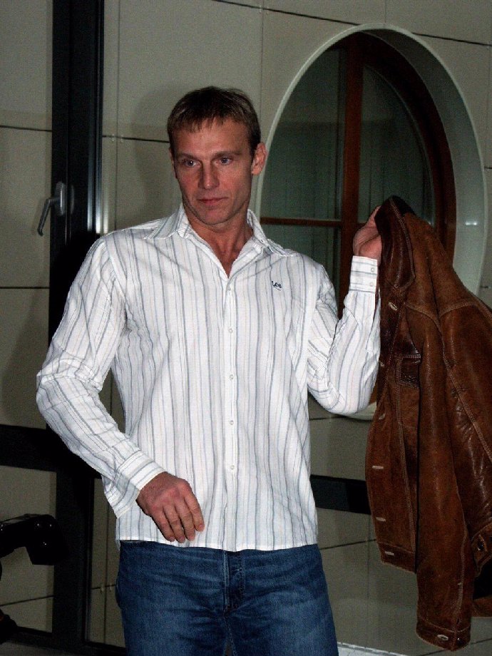 Martin Maxa na sobě maká.